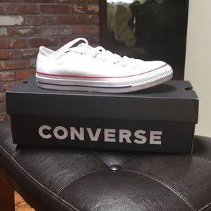BRAND NEW NEVER WORN WHITE CONVERSE